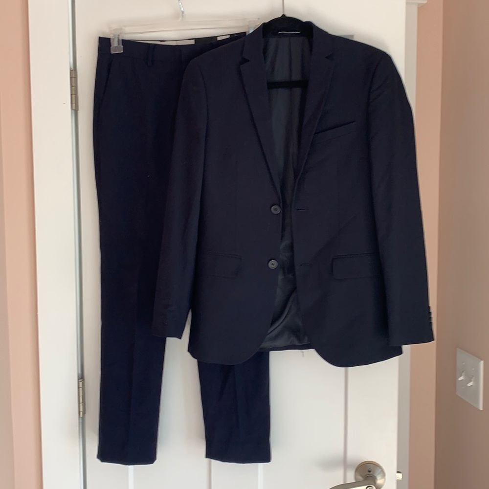 Men’s Navy Suit H&M